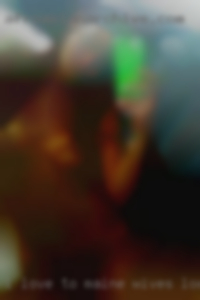 I love Maine wives looking to suck pussy and cock equally.