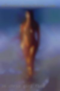 I'm chris 6ft7 Live in girl find my own Fit.